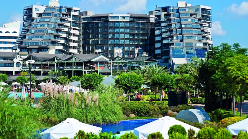 Limak Lara Deluxe Hotel & Resort