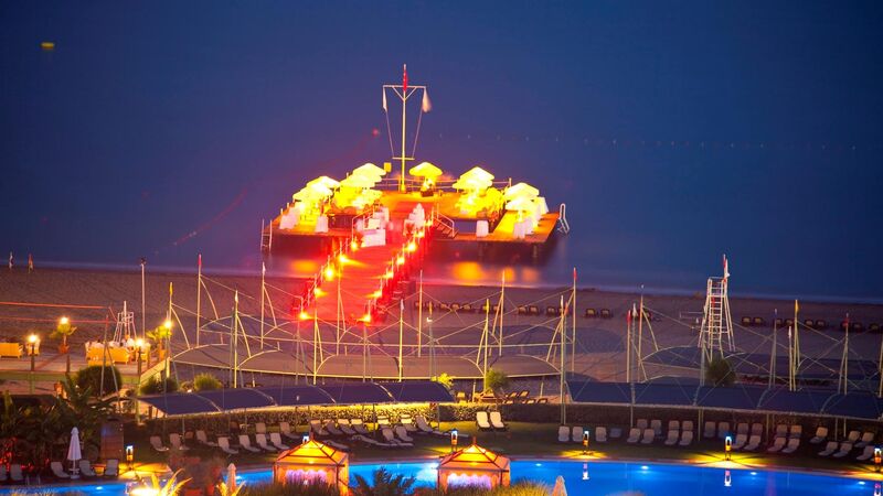 Limak Lara Deluxe Hotel & Resort
