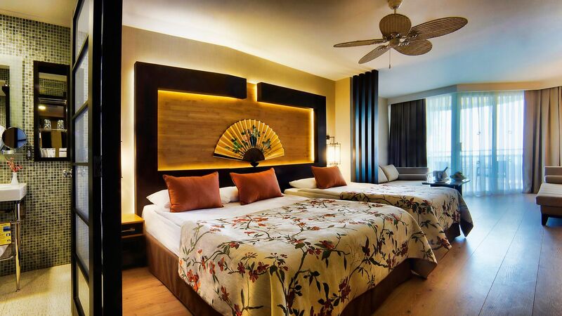 Limak Lara Deluxe Hotel & Resort