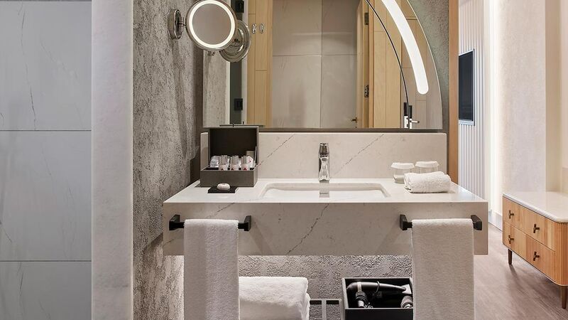 Lara Barut Collection