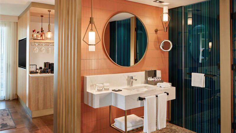 Lara Barut Collection