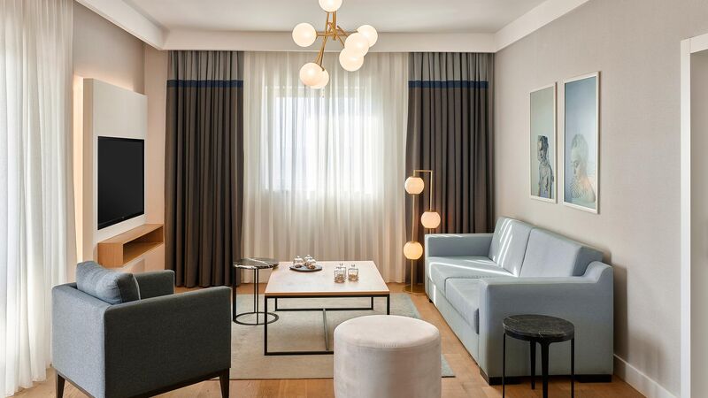Lara Barut Collection