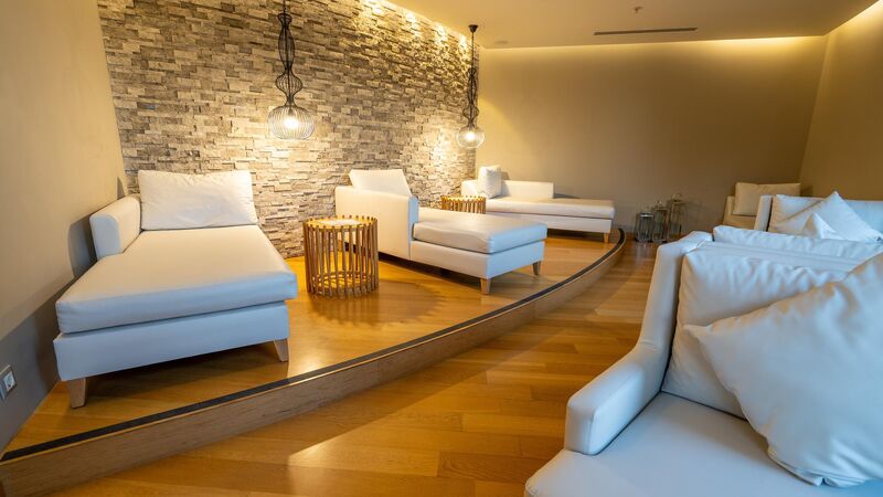 Lara Barut Collection