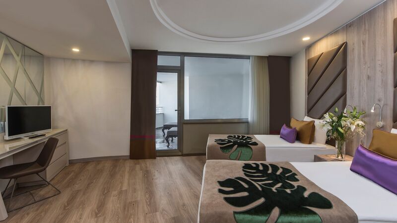 Delphin BE Grand Resort 