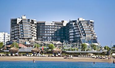 Limak Lara Deluxe Hotel & Resort