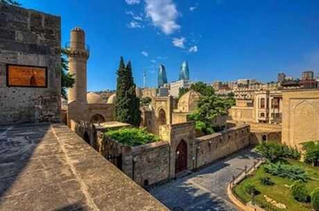 Baku Panoramic and Gobustan Tour 4 nights 5 days